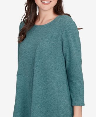 Petite Solid Spliced Cozy Knit Top