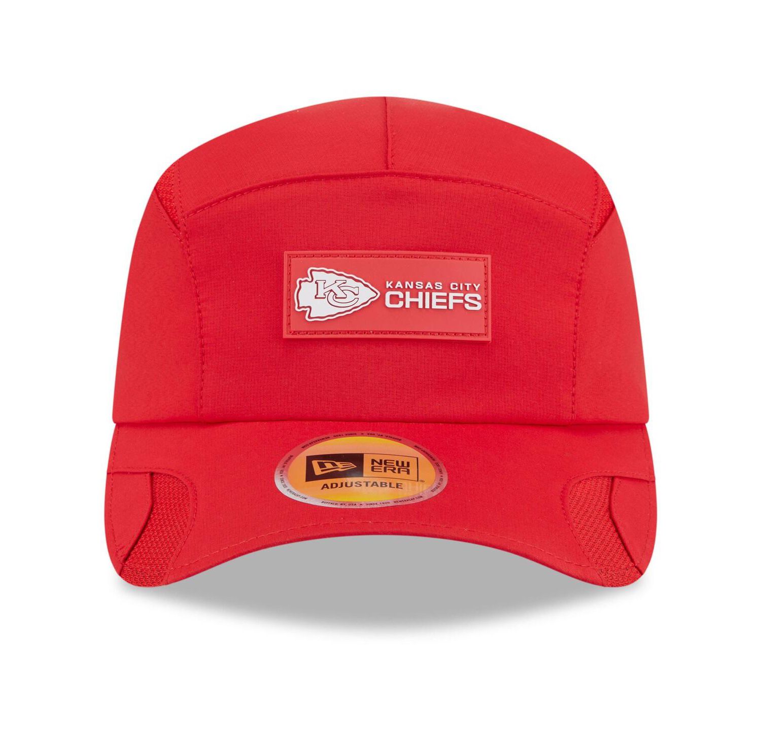 Men's Red Kansas City Chiefs 2025 Sideline Runner Adjustable Hat