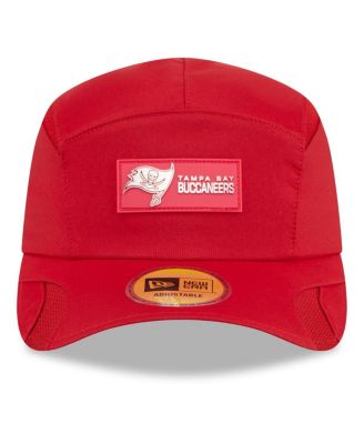 Men's Red Tampa Bay Buccaneers 2025 Sideline Runner Adjustable Hat