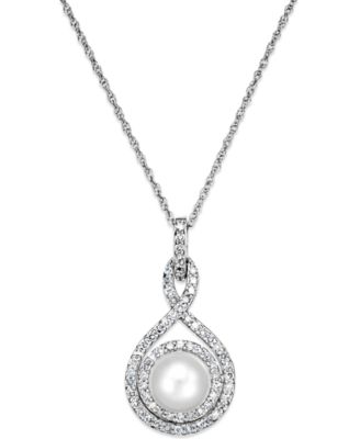 White Cultured Pearl (6-1/2mm) and Diamond (1/4 ct. t.w.) Pendant Necklace in 14k Gold
