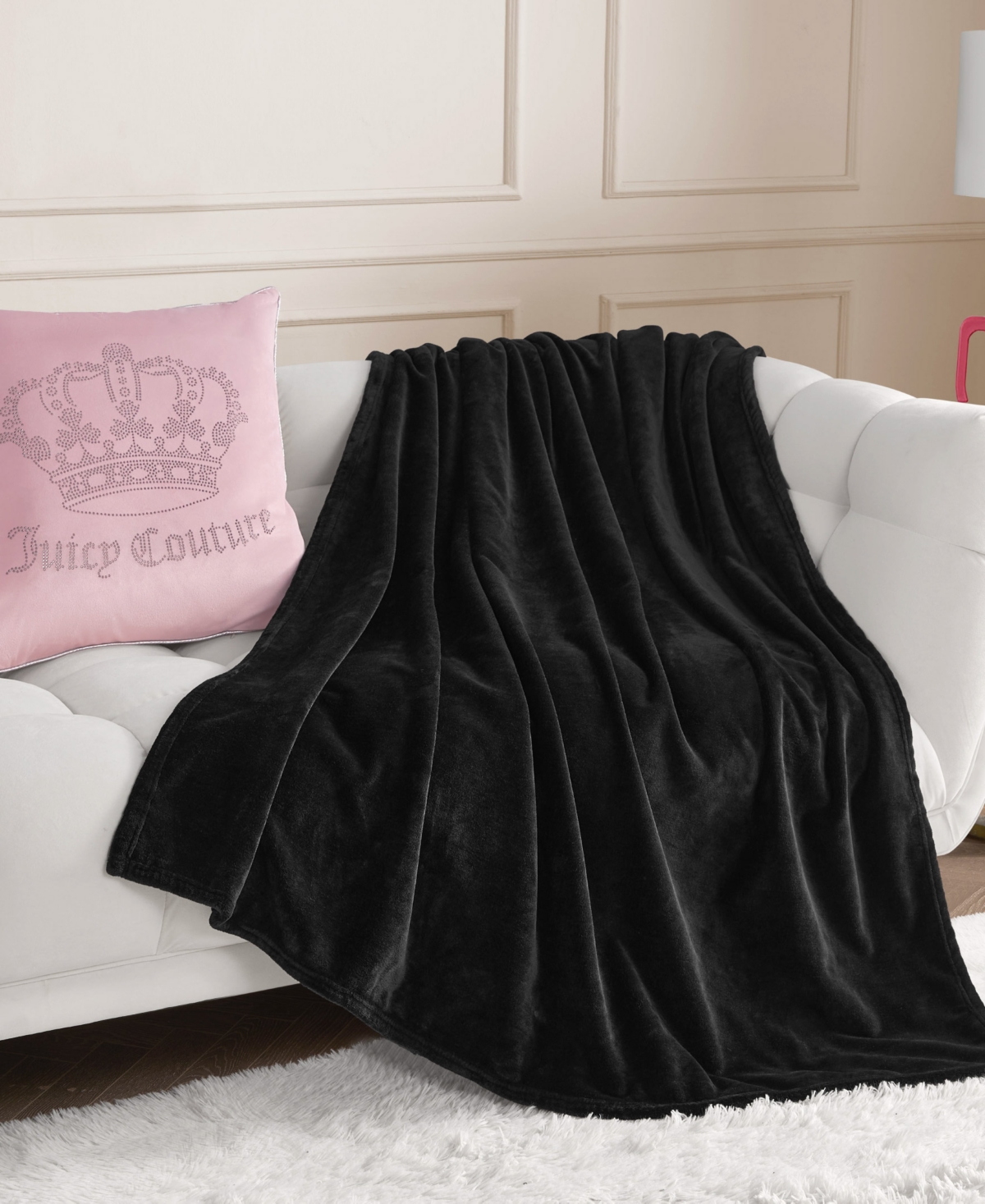 Juicy Couture Plush Throw, 50" X 70" In Black