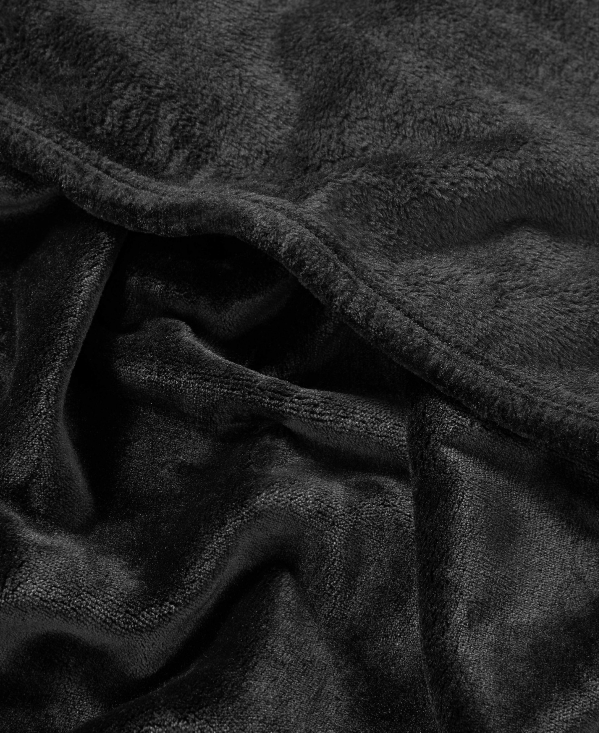 Juicy Couture Plush Throw, 50" X 70" In Black