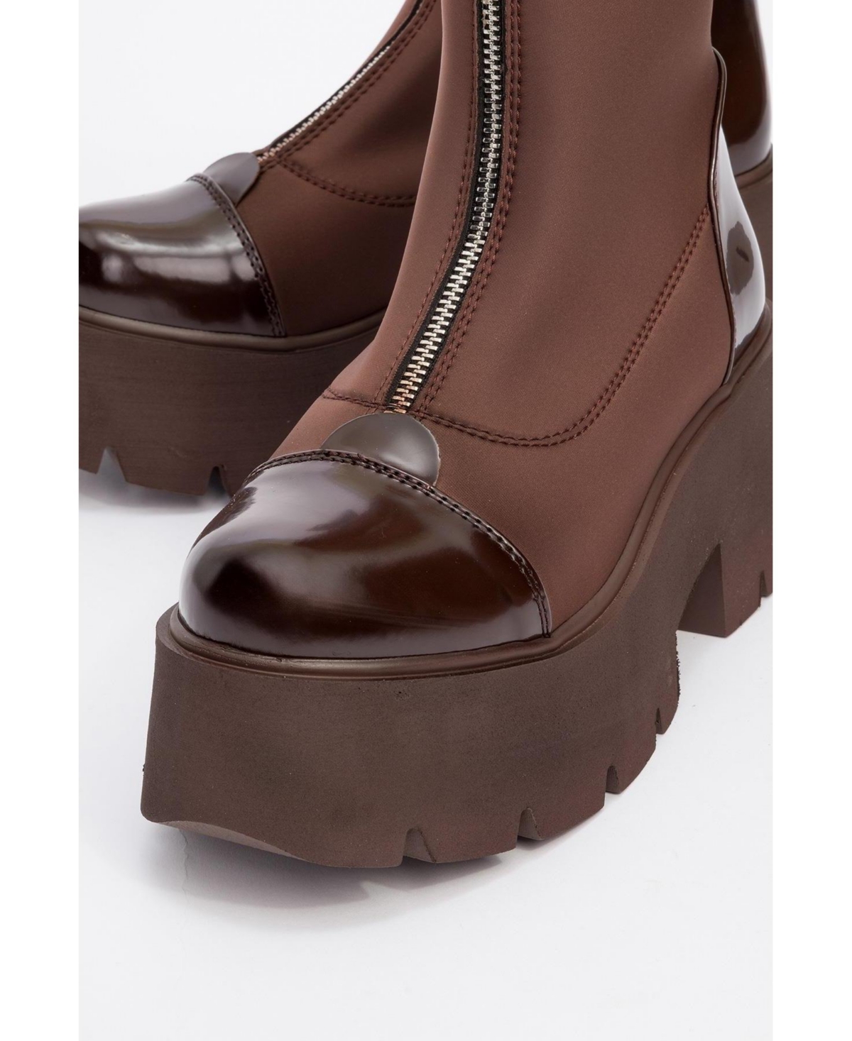 Prologue Shoes Bray Patent Chunky Boot (Women)