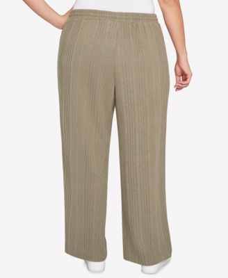 Plus Size Solid Texture Hatchi Pants