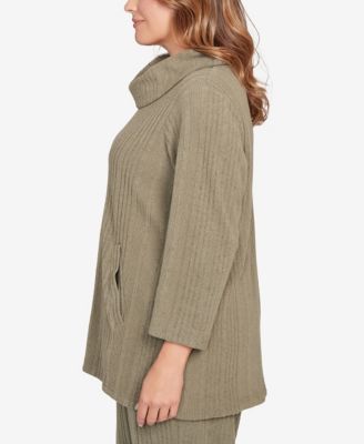 Plus Size Solid Texture Hatchi Cowl Neck Tunic Top