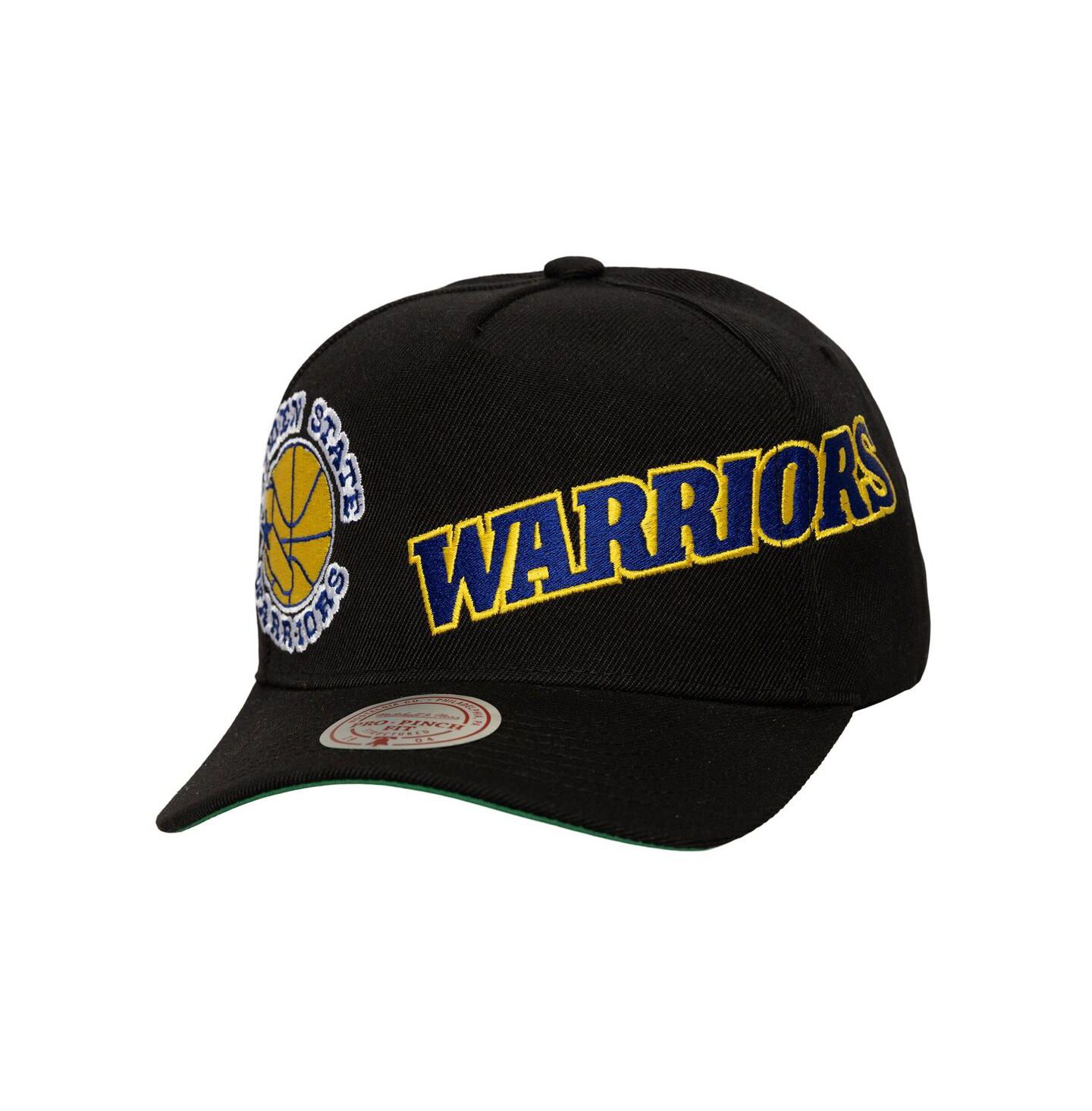 Мужская кепка Mitchell & Ness Mitchell Ness Black Golden State Warriors Busted Logo Wordmark Wrap-Around Pro Pinch Adjustable Hat — фото 1