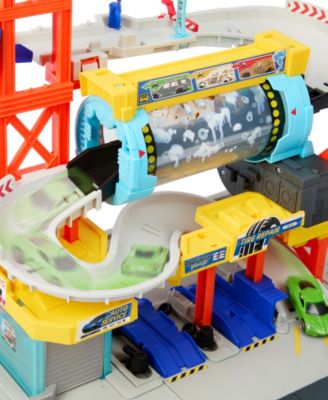 Spin Cyclone Car Wash Playset