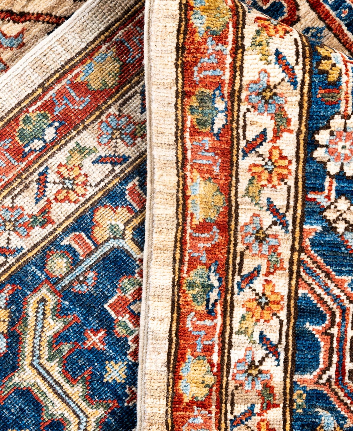 Adorn Hand Woven Rugs Serapi M0103-112 9'x12'3" Area Rug In White