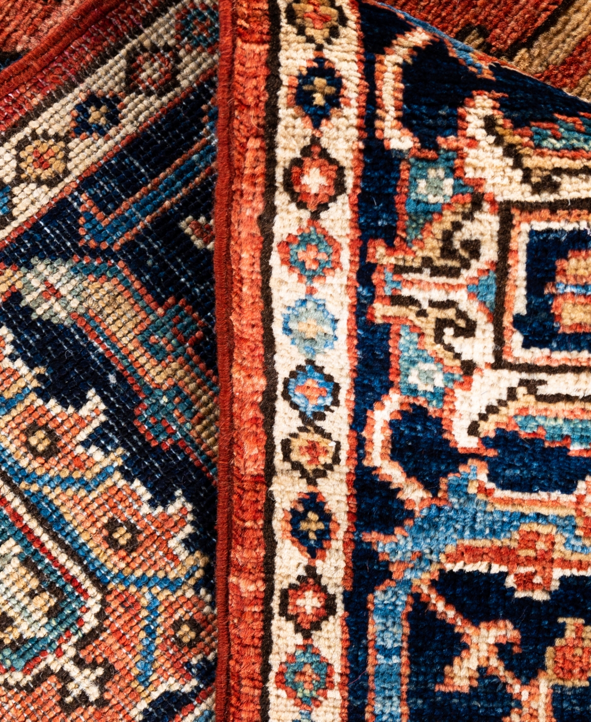 Adorn Hand Woven Rugs Serapi M0103-316 4'2"x5'11" Area Rug In Red