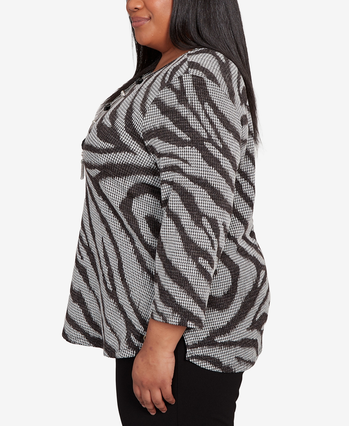 Alfred Dunner Plus Size Jet Setter Animal Houndstooth Top With Necklace In Black