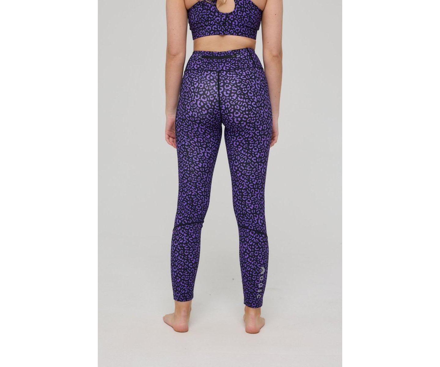 Женские леггинсы OOSC Infinite High Waisted - Purple Leopard, цвет: Фиолетовый леопардовый — фото 3