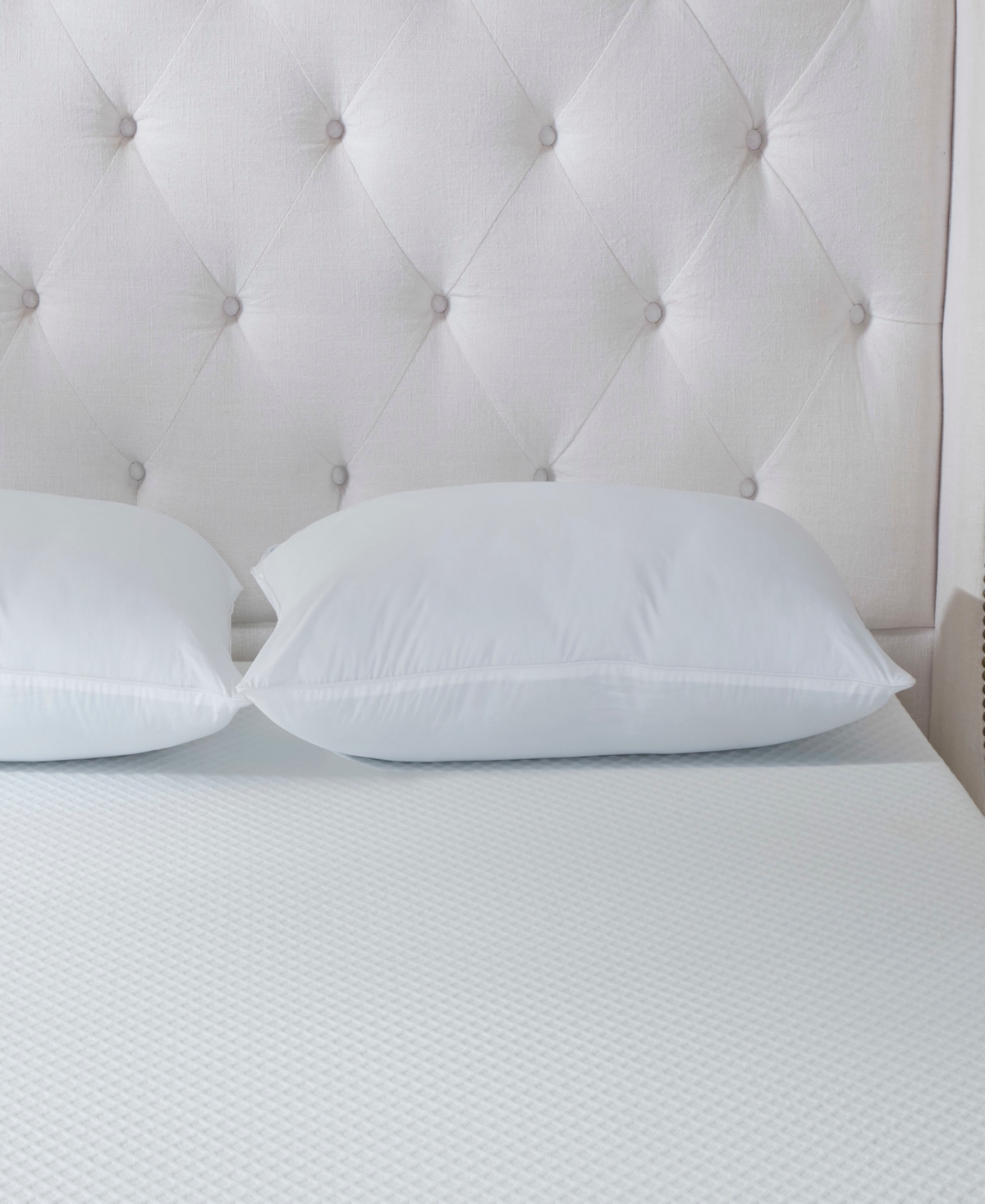La-z-boy Soft Medium Density Fiber Pillow, Standard/queen In White
