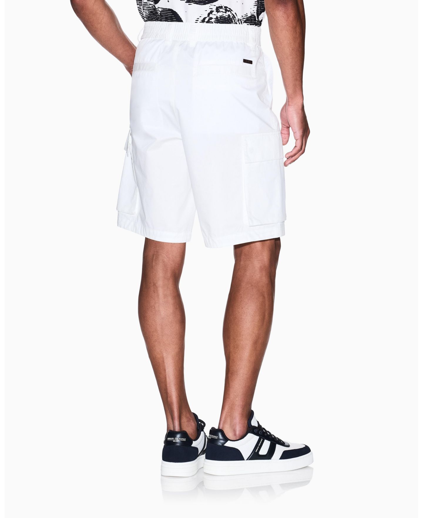 Мужские шорты A|X Armani Exchange Cotton Twill Cargo, цвет: Молочный белый — фото 2