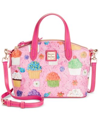 dooney and bourke cupcake wristlet