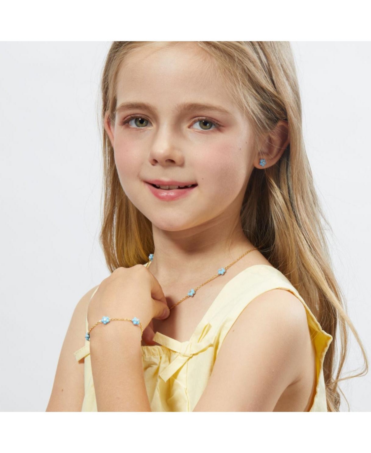 Anna Zuckerman Petit Daisy Sky Blue Necklace