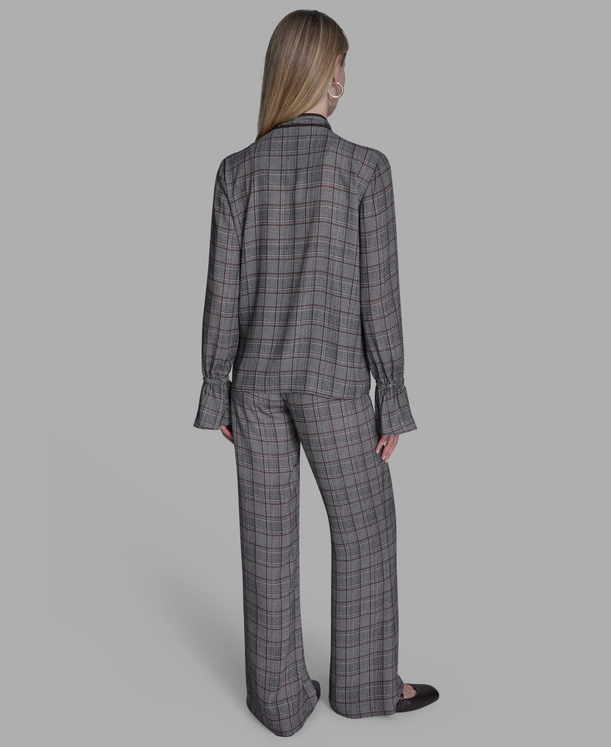 Bcbg Women's Plaid Long Sleeve Tie Neck Top In Gray