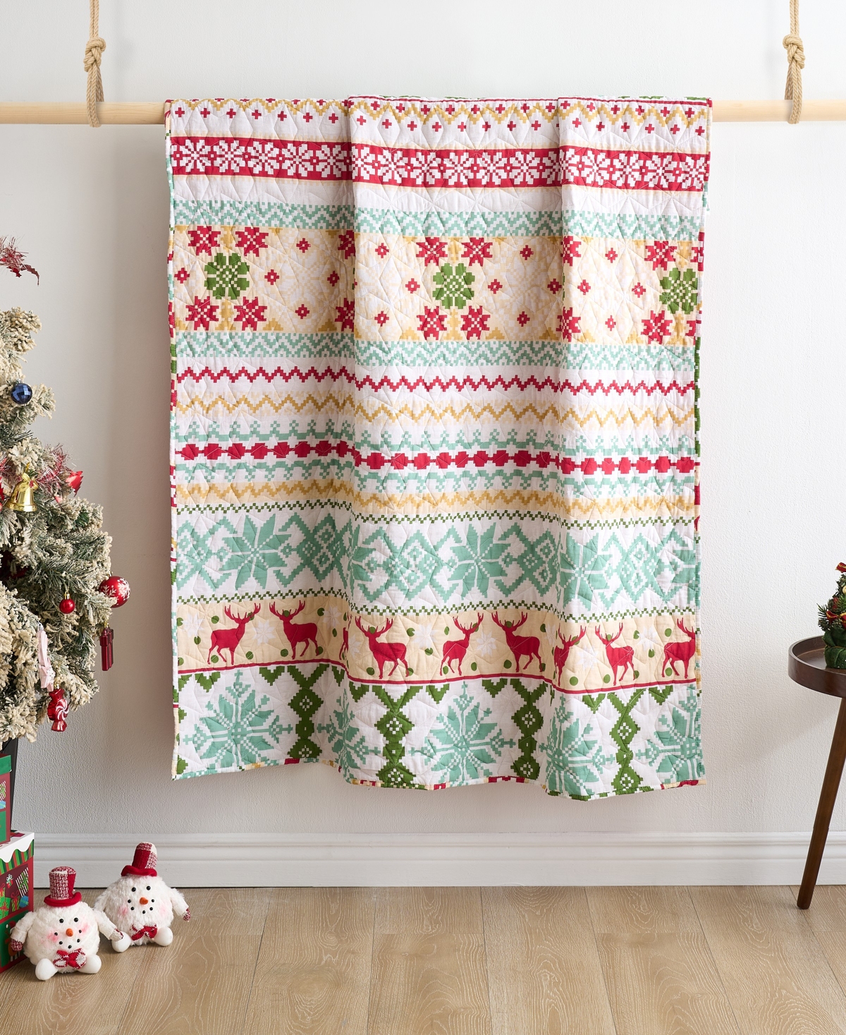 Greenland Home Fashions Fair Isle Snow Reversible Holiday Throw, 50" X 60" In Multi