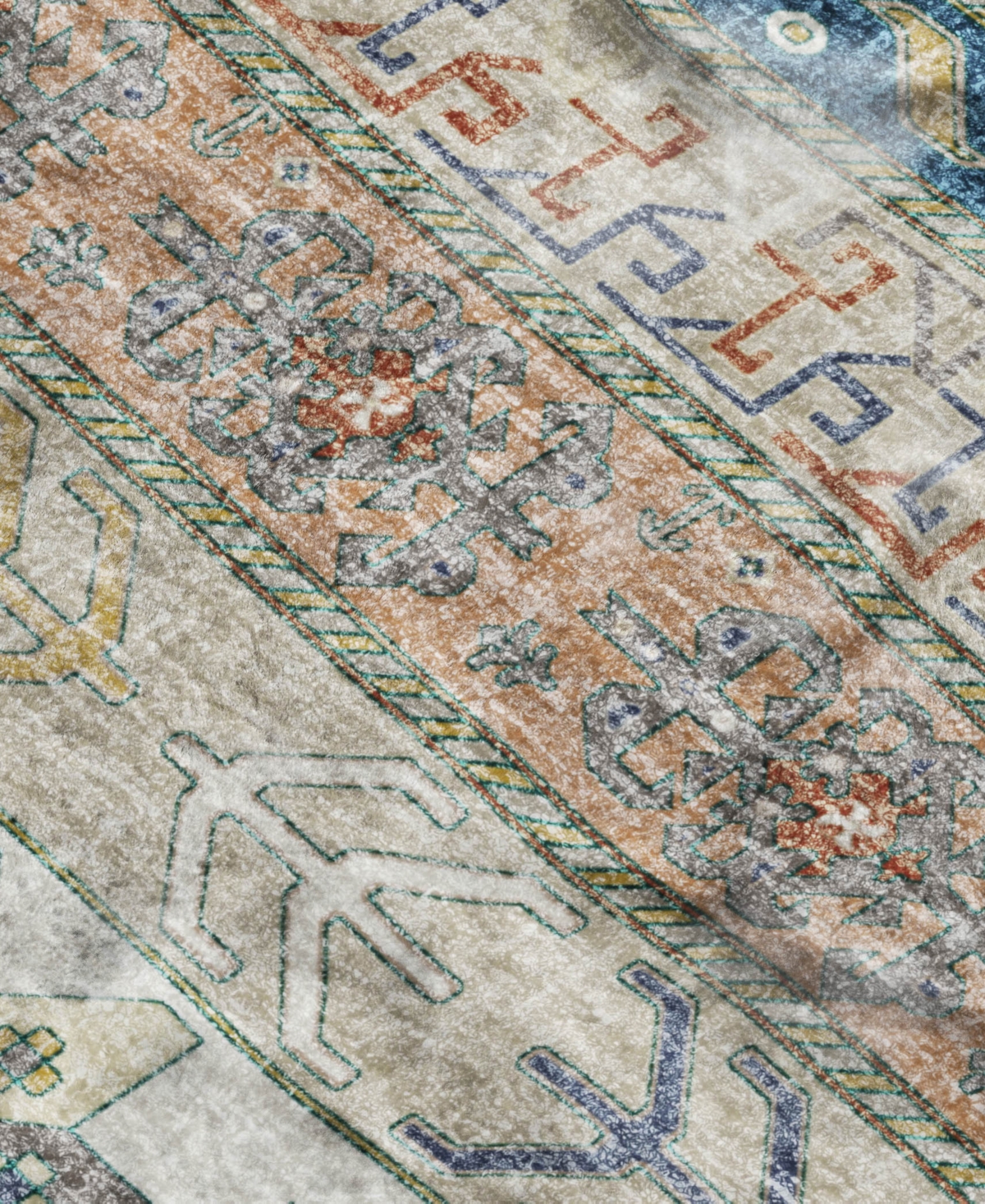 Dalyn Lorenzo Ln3 2'6"x3'10" Area Rug In White