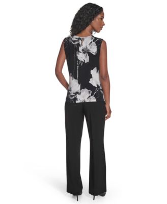 Women’s Sleeveless Pleated Crew Neck Top