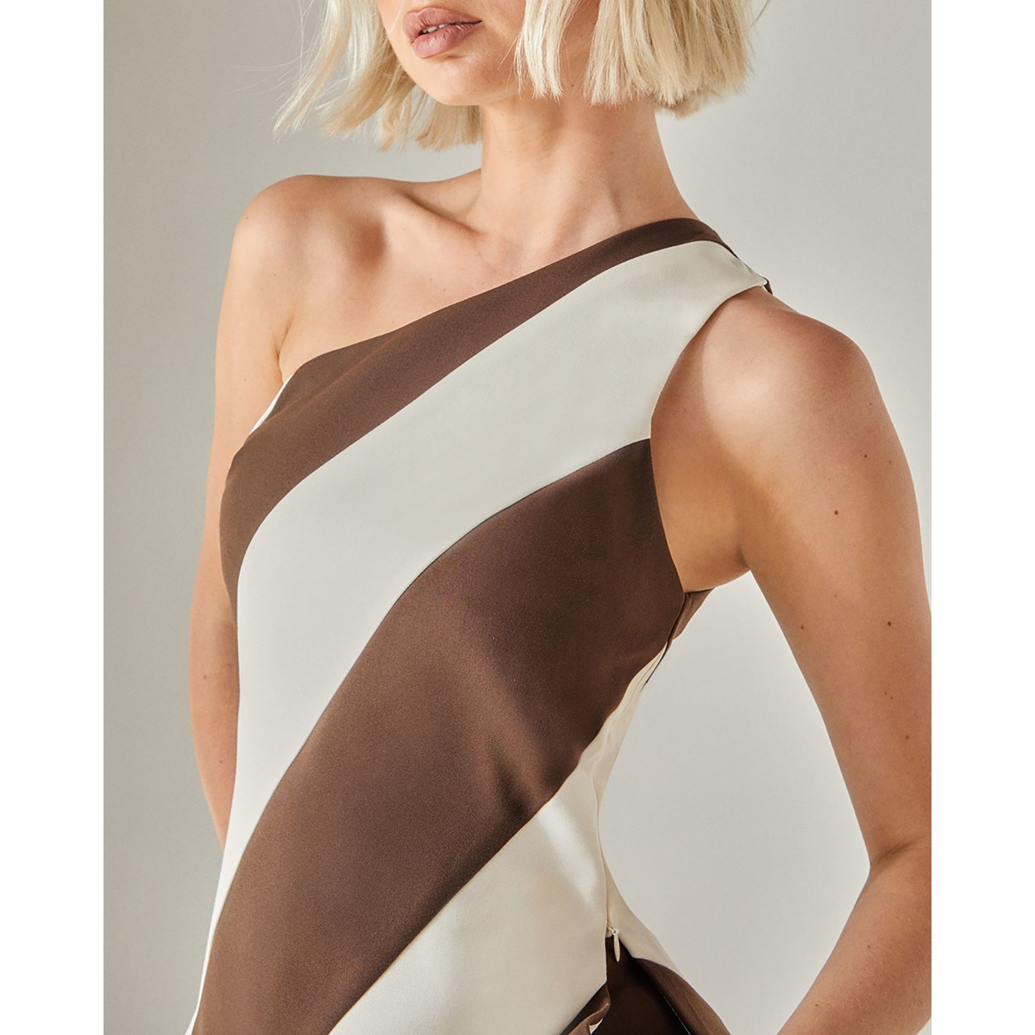 Women's Stripe Tailored One Shoulder Top
