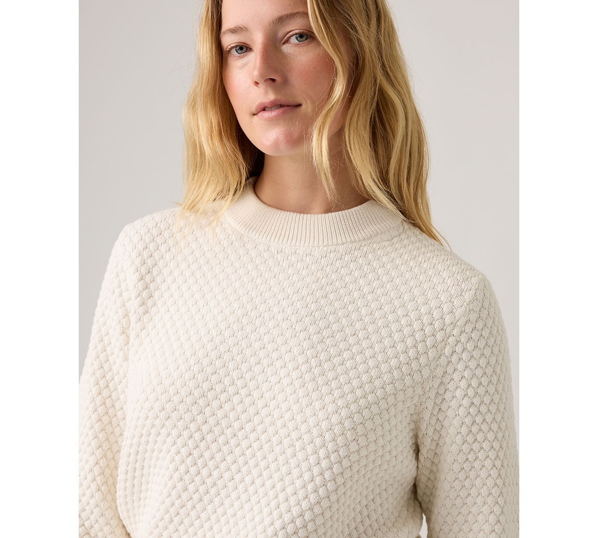 Levi's Women's Snowflake Crewneck Long Sleeve Sweater In White