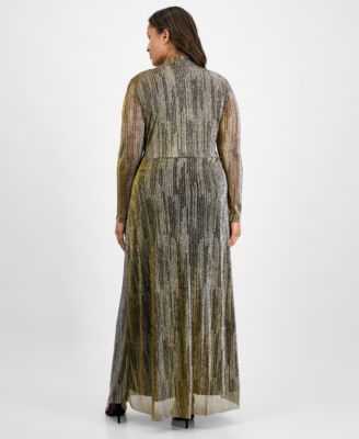 Plus Size Twist-Front Maxi Dress