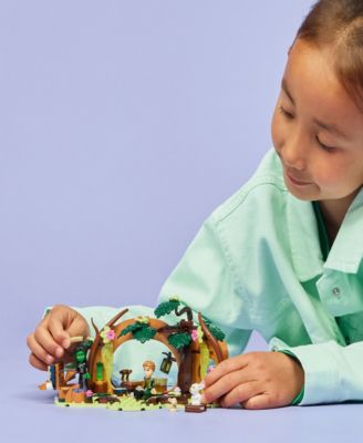 Wicked Elphaba's Retreat Building Toy 75687, 228 Pieces