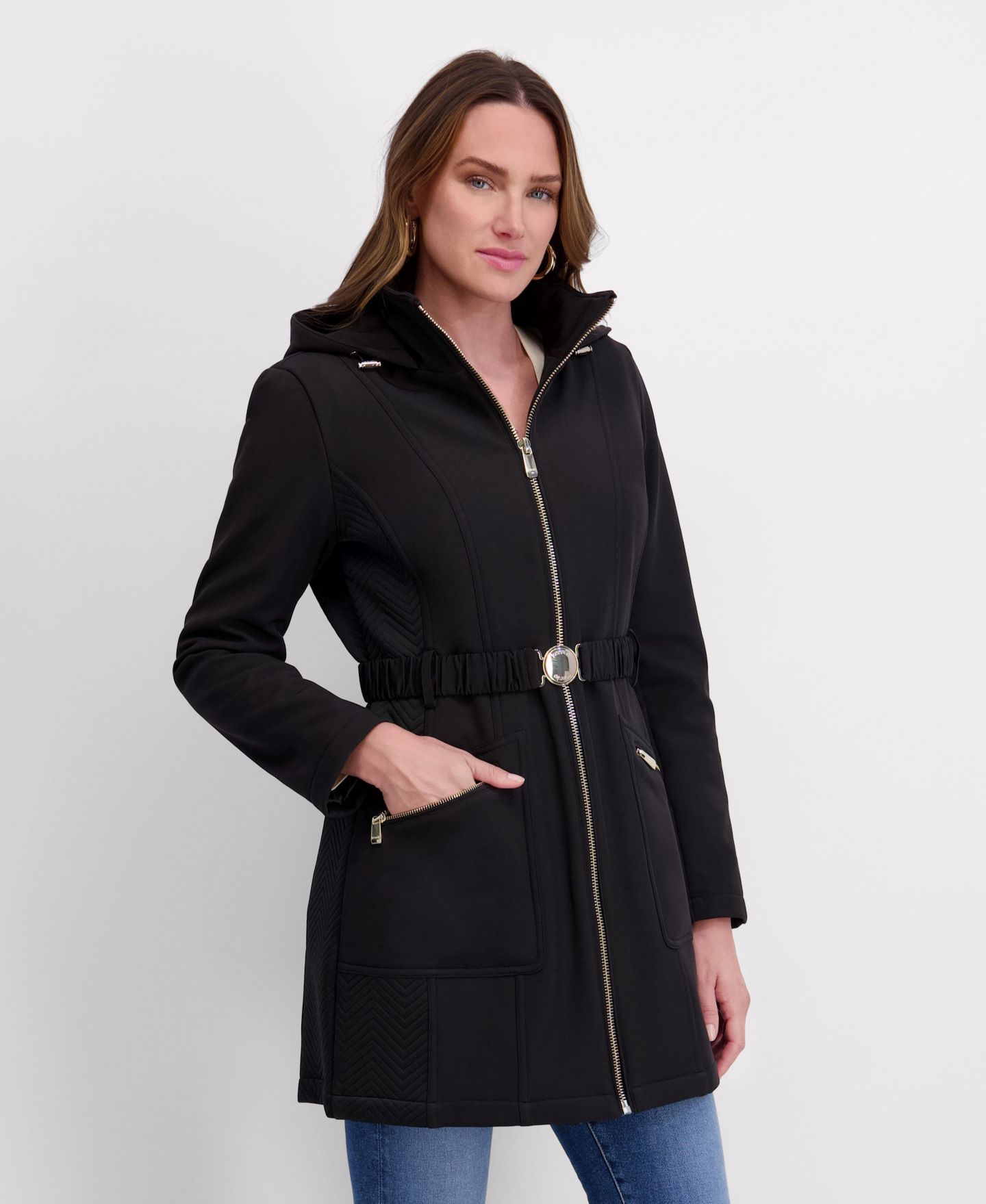 Женские куртки Kensie Hooded, Metal Buckle Belted Softshell with Embossed Panels, цвет: Чёрный — фото 2
