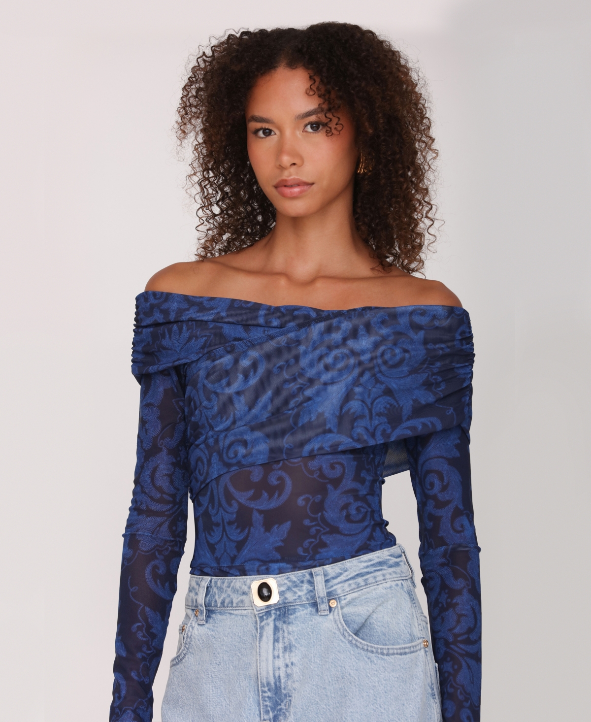 Avec Les Filles Women's Off-the-shoulder Bodysuit Top In Blue