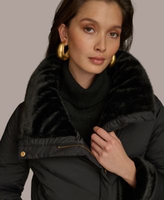 Women's Stretch Zip Closure Coat