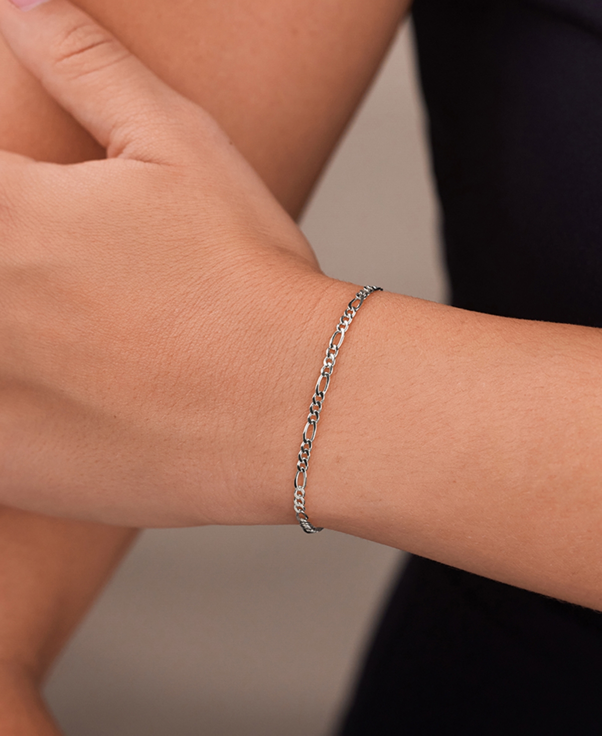 Sterling Forever Sterling Silver Figaro Chain Bracelet In Silver