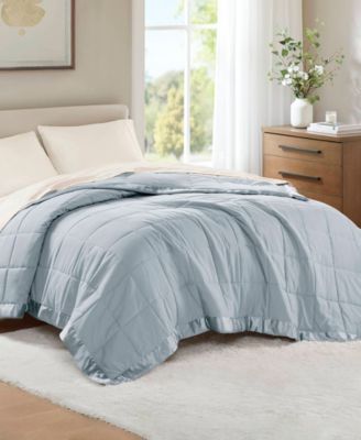 Windom Lightweight Down Alternative Satin Trim Blanket, King