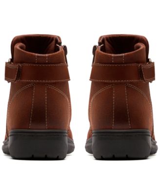 Collection Women's Carleigh Drift Wedge Booties