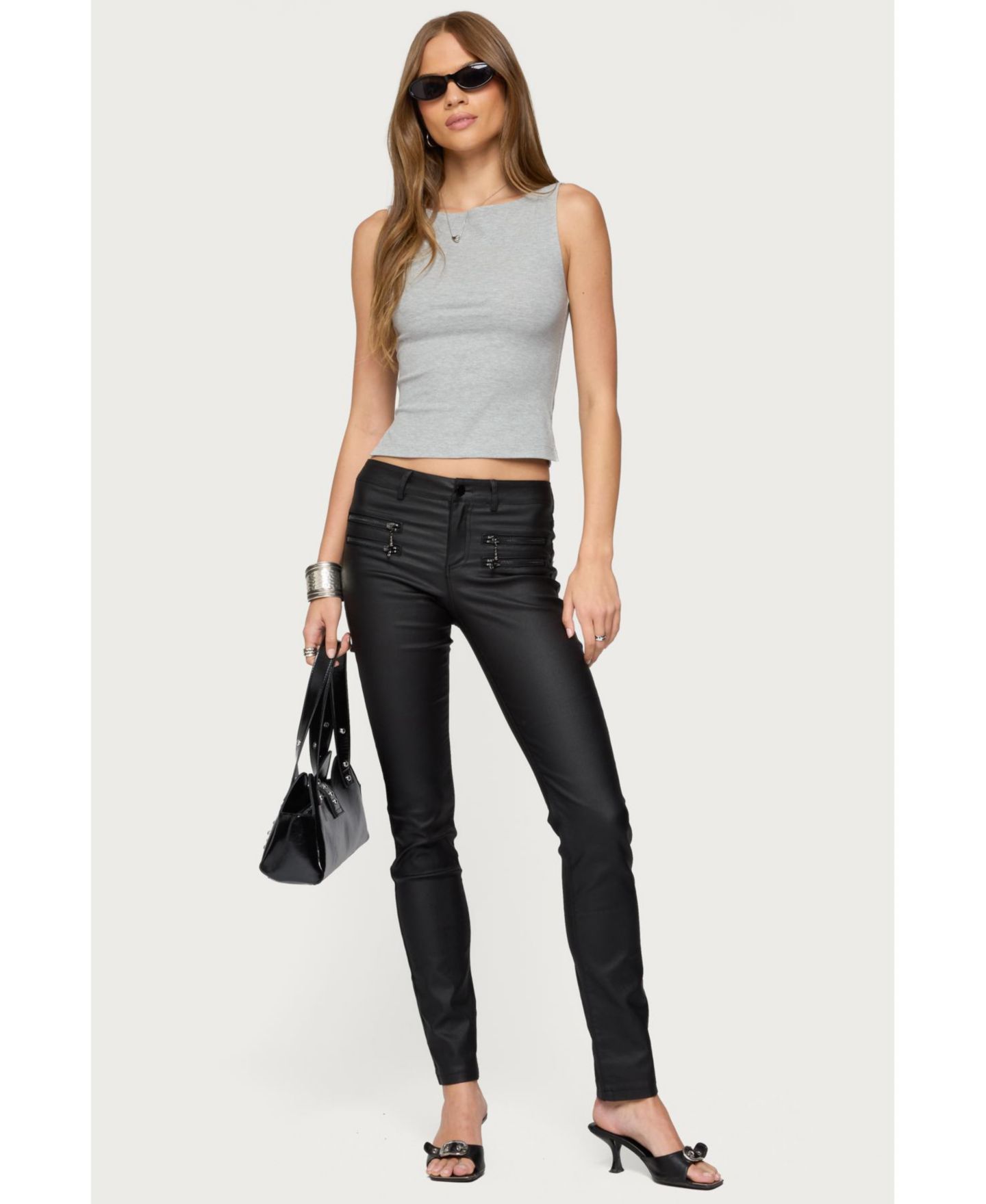 Женские джинсы Edikted Kaede Faux Leather Skinny, цвет: Чёрный — фото 5