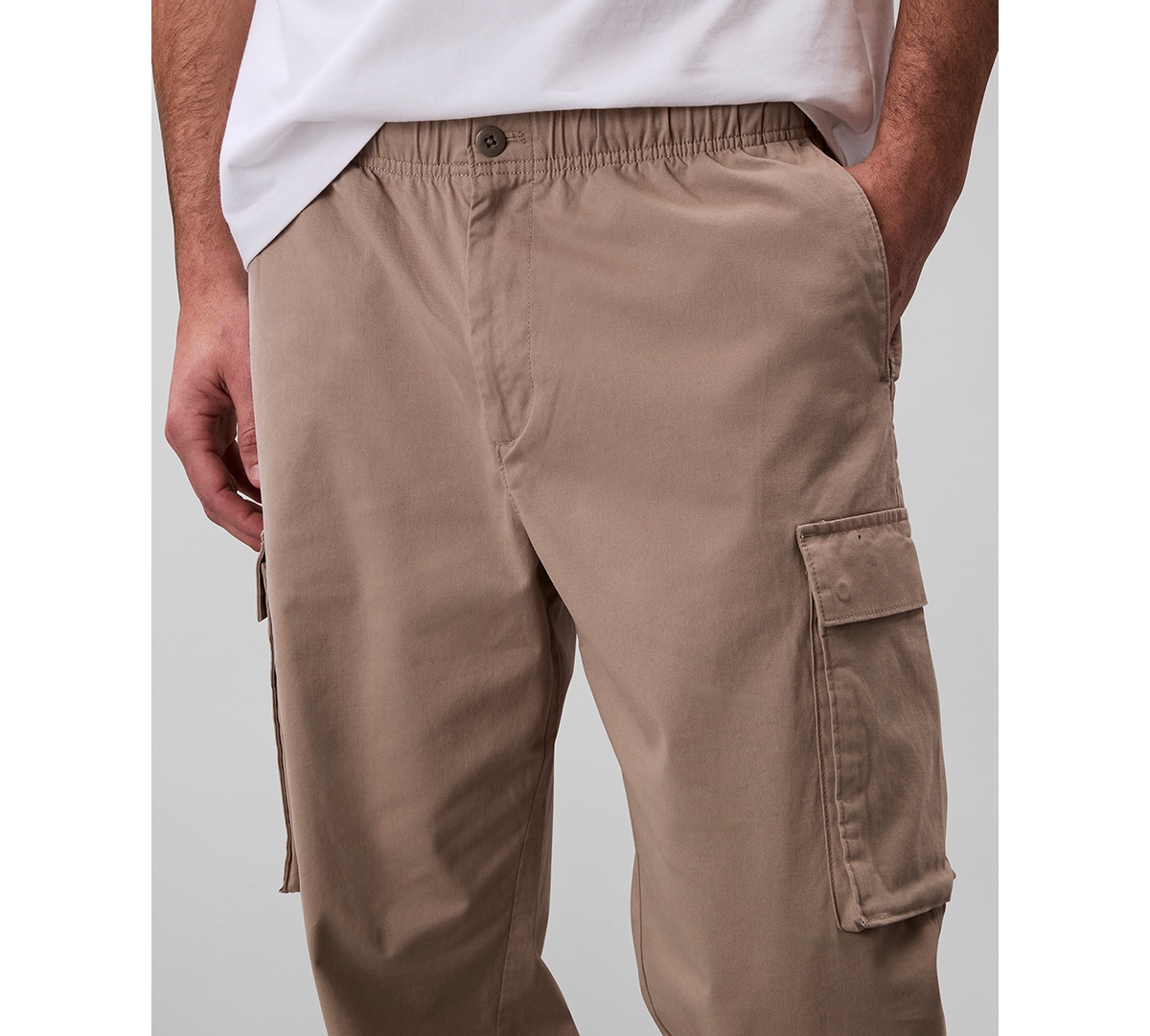 Calvin Klein Men's Straight Fit Cargo Pants In Brown