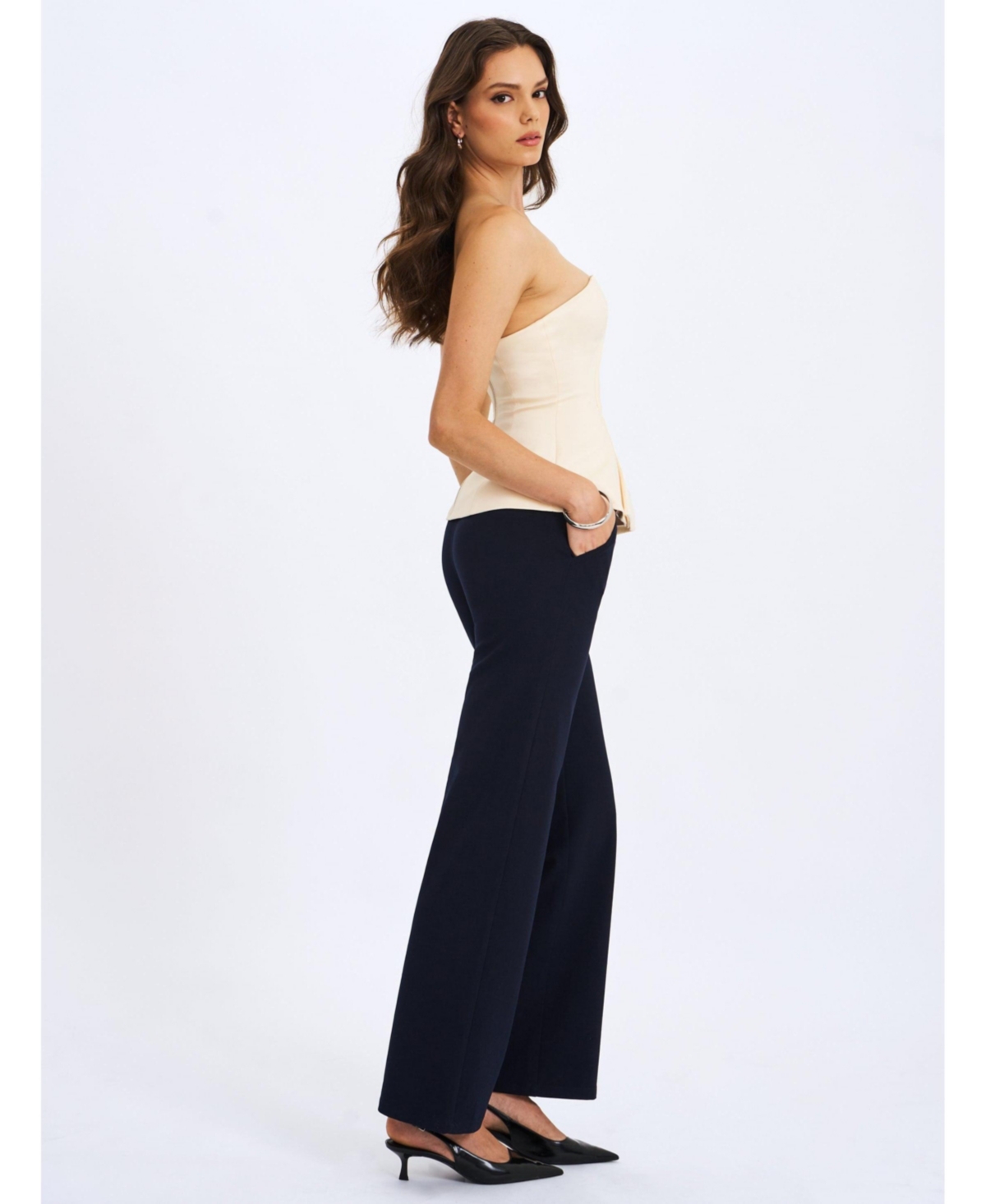 Miss Circle Women Yanin Navy Low-Rise Straight Leg Pants