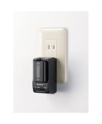 BC-TRW Compact 100/240V Quick Charger for NP-FW50 Battery