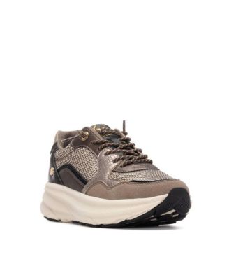 Women's Casual Sneakers