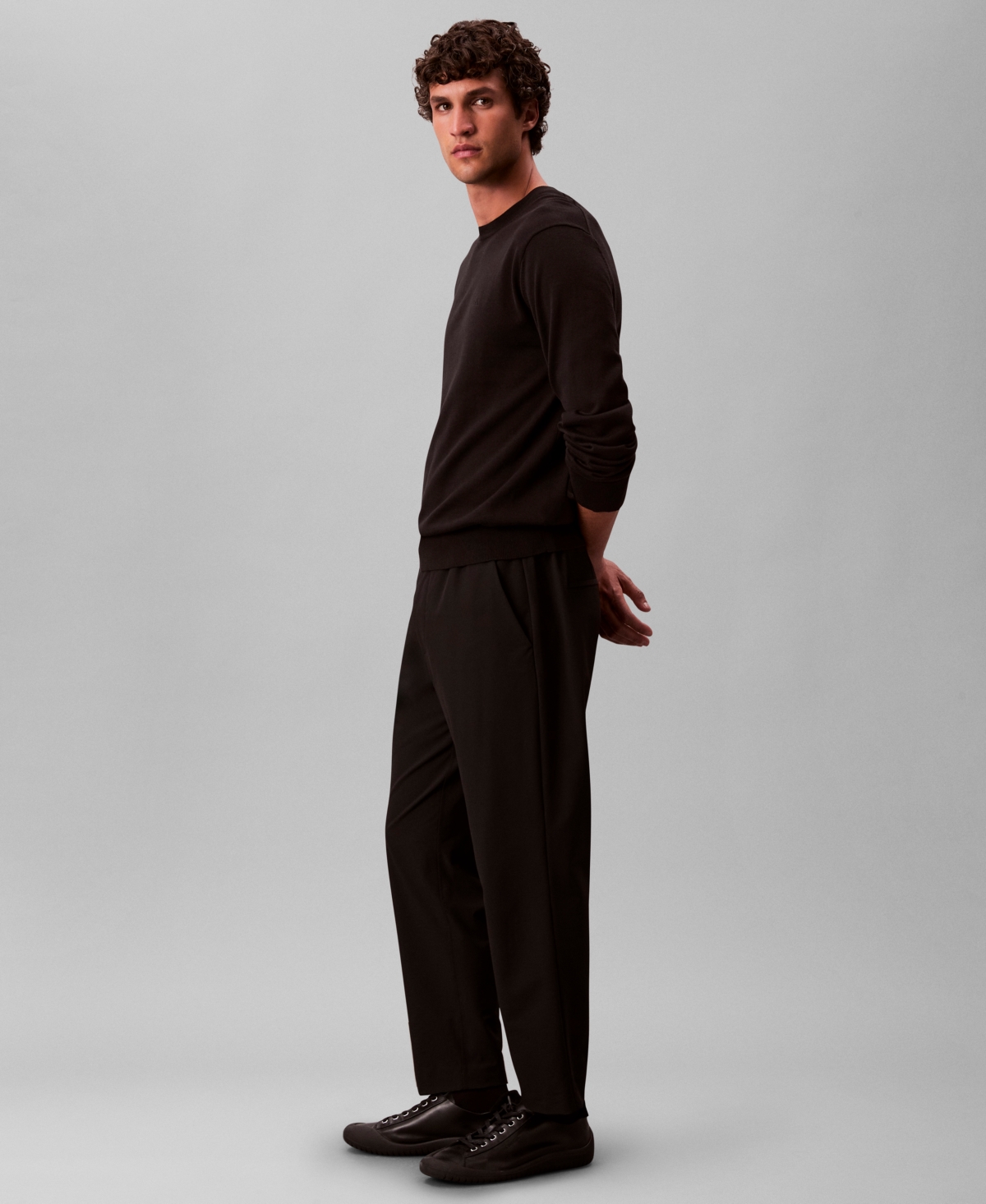 Calvin Klein Men's Regular Fit Elastic Jogger Pants In Brown