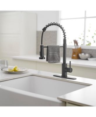 Single-Handle Pull-Down Sprayer High Arc Kitchen Faucet With Deck Plate