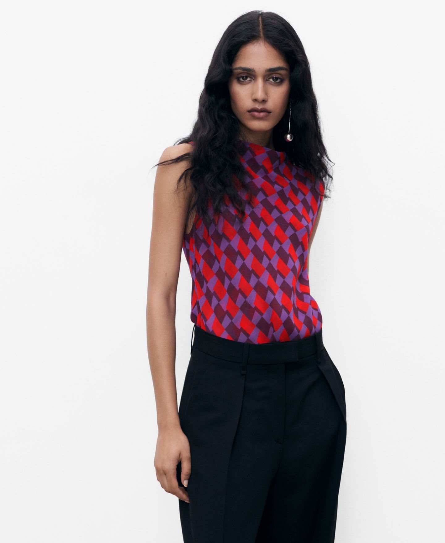 Женская блузка Mango Draped Collar Printed, цвет: Фиолетовый — фото 1
