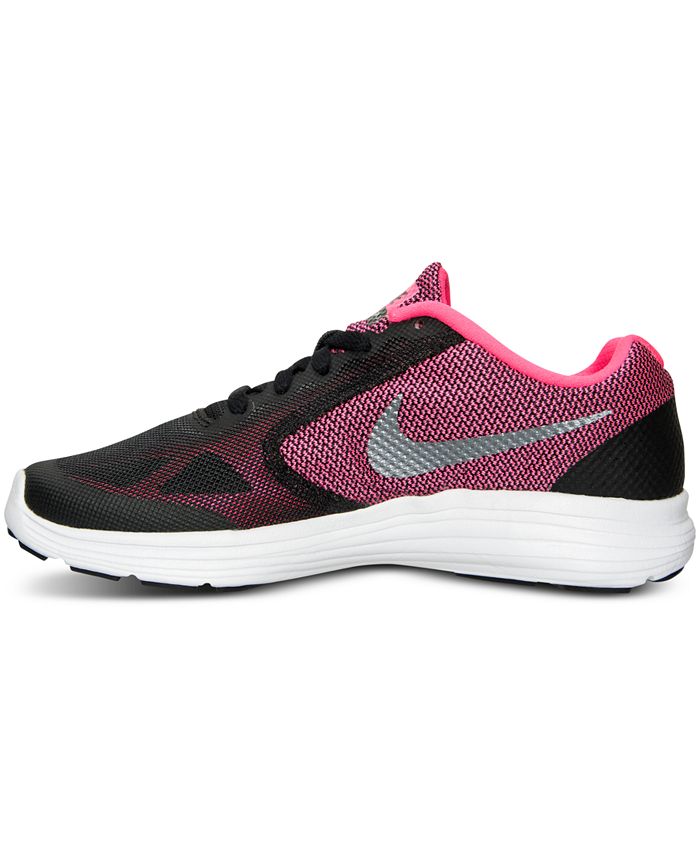 girls nike revolution trainers