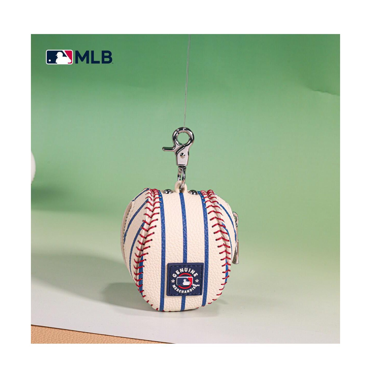 Женский брелок Montana West New York Yankees Baseball Bag Charm — фото 4