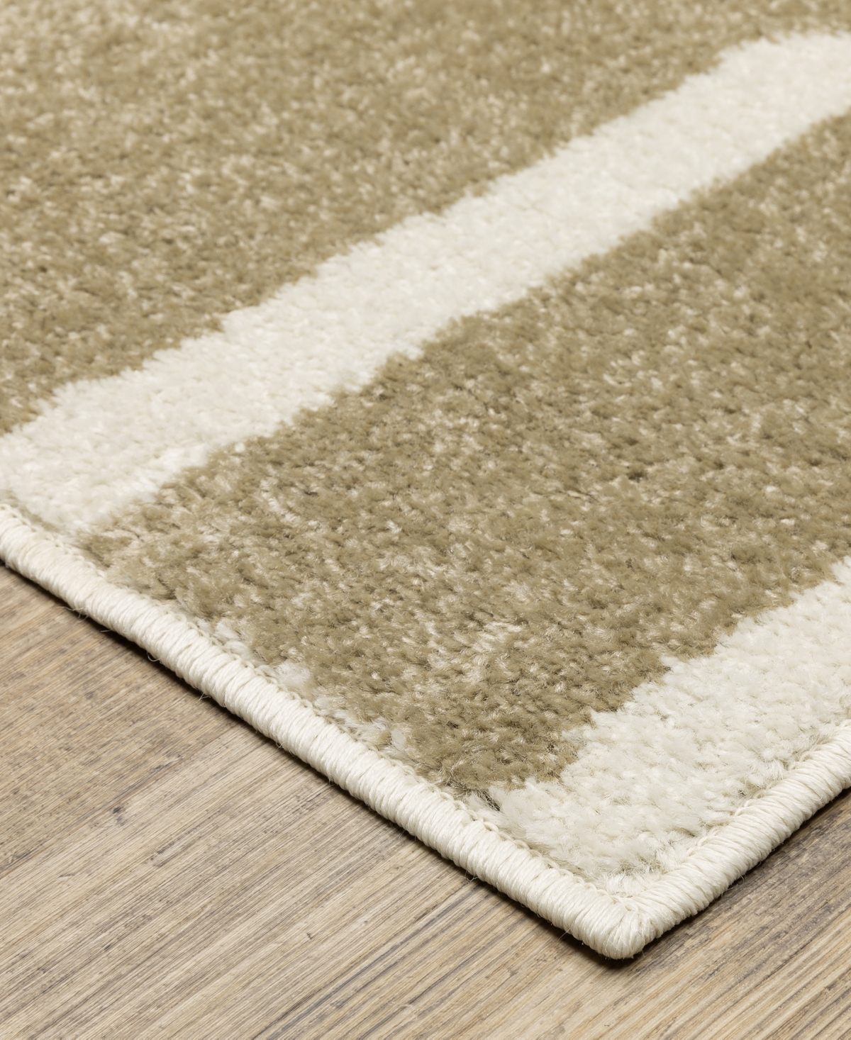 Oriental Weavers Quinn Qui09 5' X 8' Area Rug In Sand