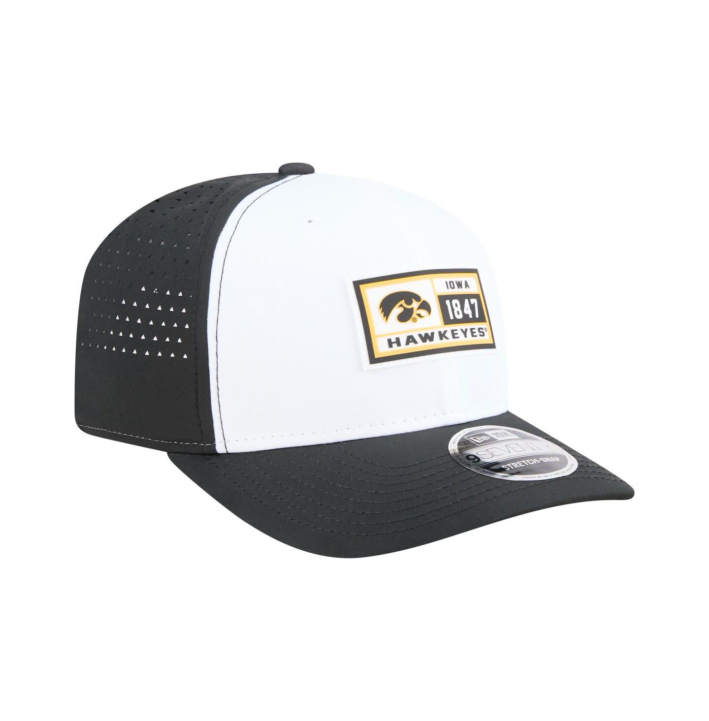 Мужская кепка New Era White/Black Iowa Hawkeyes Perforated Patched 9SEVENTY Adjustable Hat — фото 4