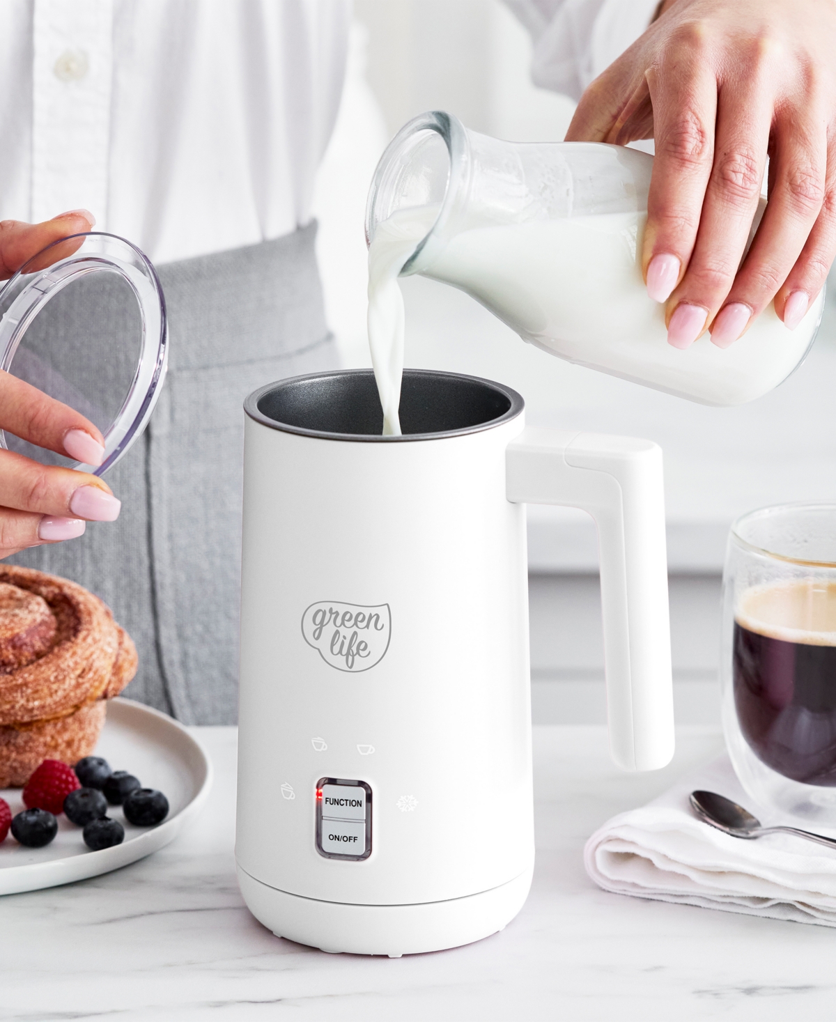 Greenlife 10 Oz. Instant Milk Frother In White