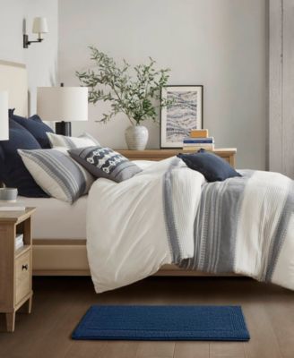 Splendor Reversible Tufted Cotton Bath Rug, 24" x 72"