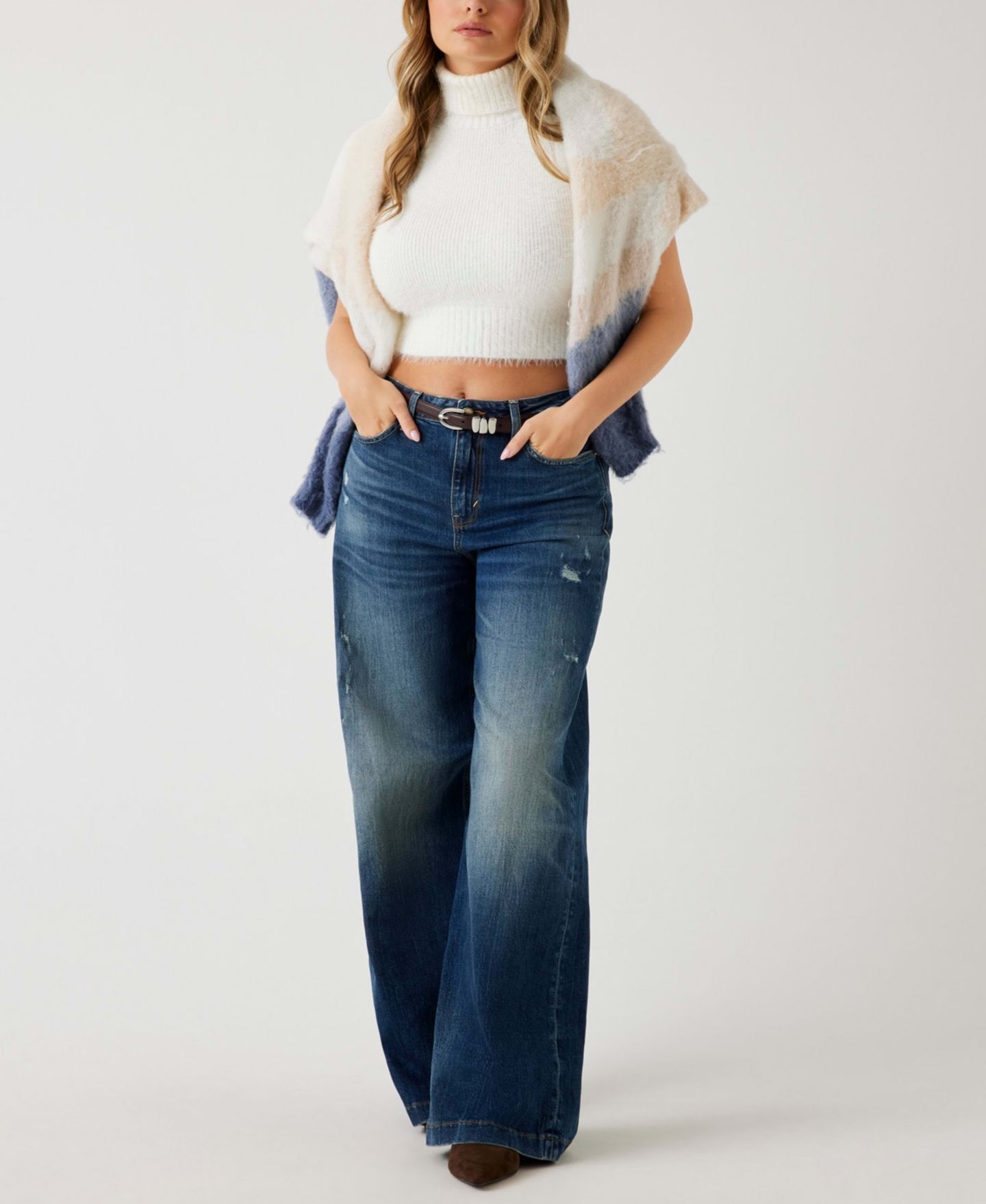 Женский свитер GUESS Sleeveless Turtleneck MEI Cropped, цвет: Белый — фото 2