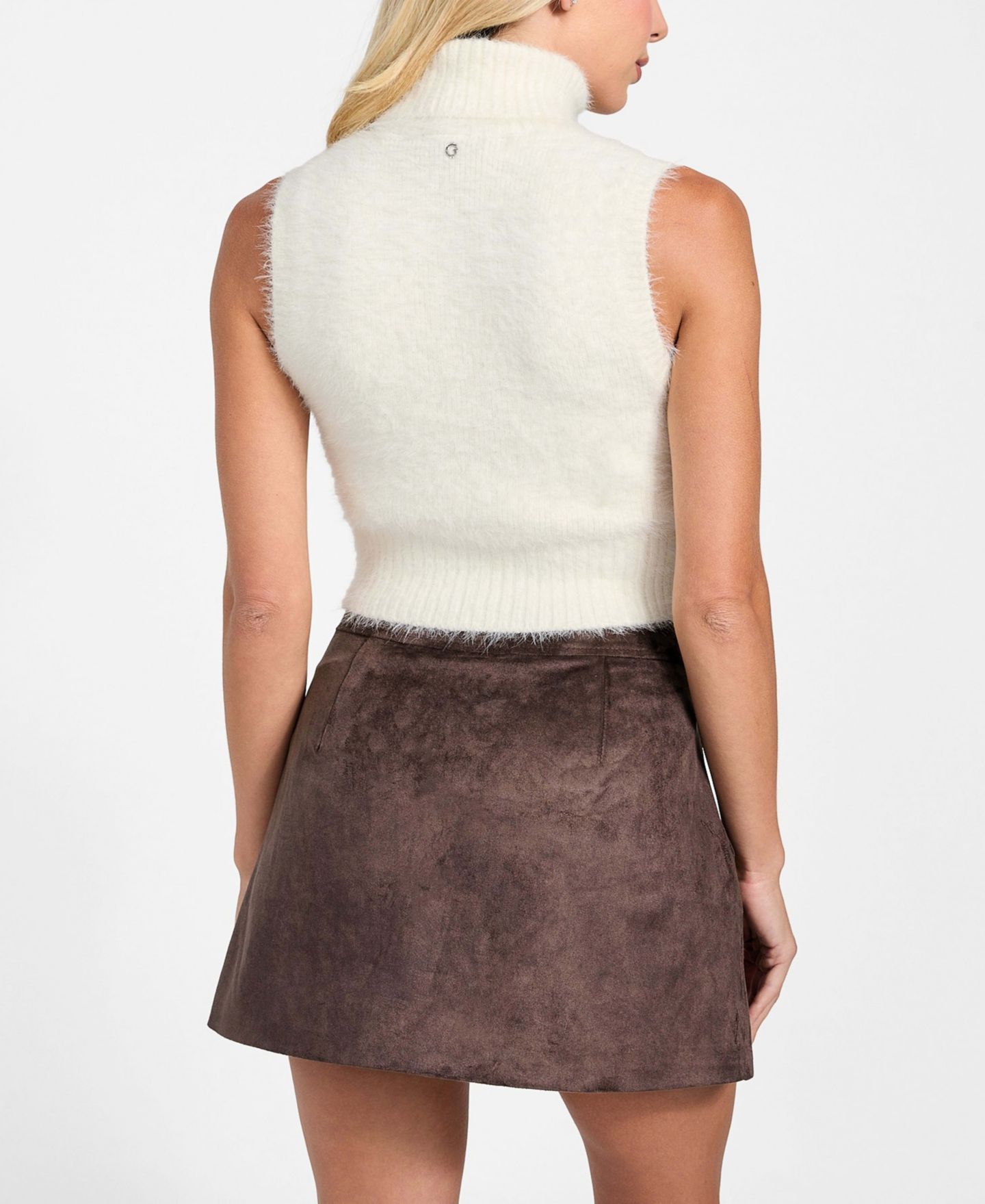 Женский свитер GUESS Sleeveless Turtleneck MEI Cropped, цвет: Белый — фото 5