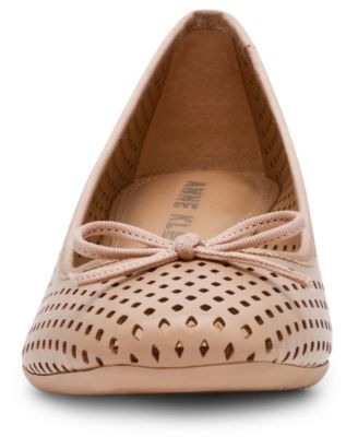 Women's Winslet Perforated Wedge Pumps